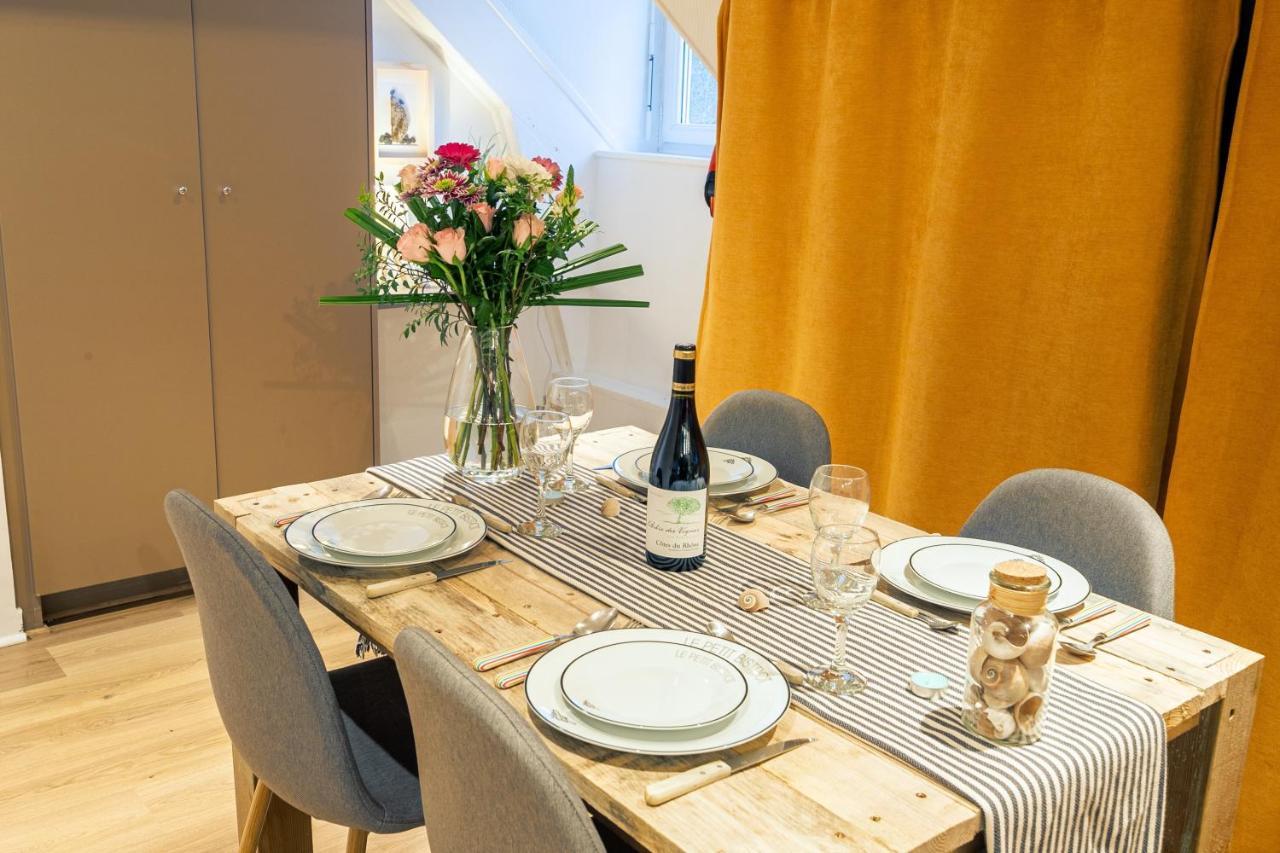 Le Petit Melorien Appartement Saint-Méloir-des-Ondes Buitenkant foto